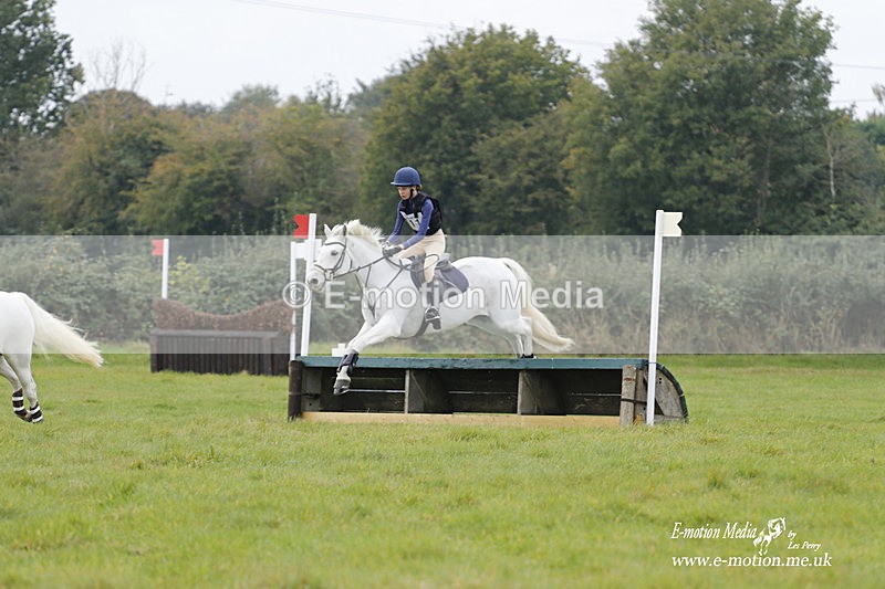  WWHT 171021 2143 - Novice Pairs (0.80m)  17/10/21