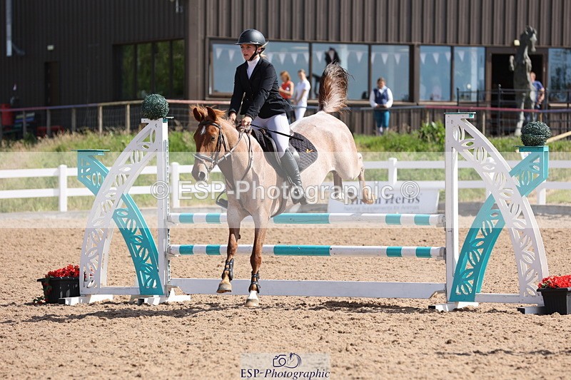 240629A-101743-04049 - Cls 17 Discovery and 90cm Open