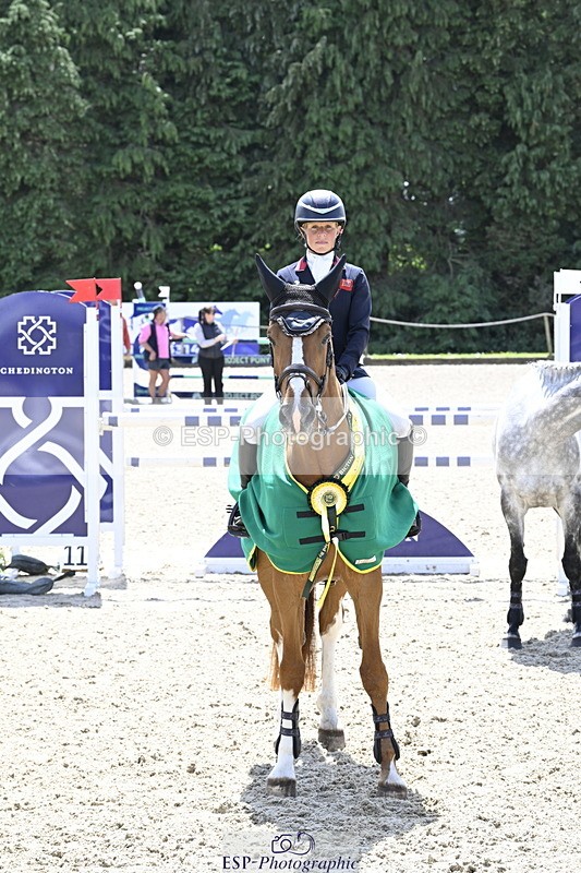 250525A-131541-17585 - Presentations Section B CCI 3 Star Long