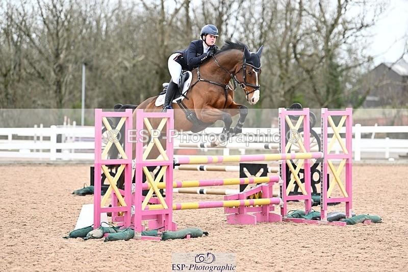 250112-120758-01239 - Cls 19 Snr 1.05m Open