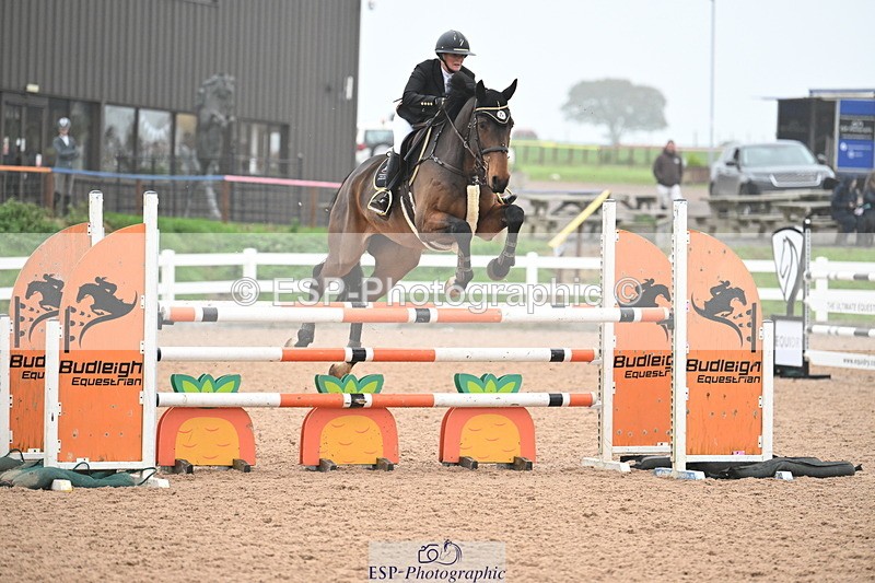 241102A-111125-03969 - SAT Cls 14 Blue Chip JCP Jump Off