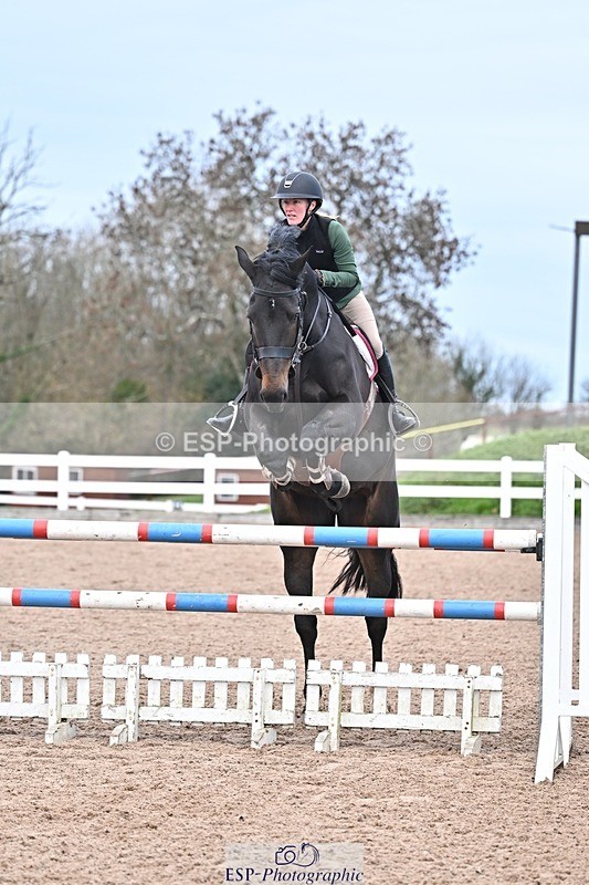 251126-134233-00616 - Cls 5 Foxhunter and 1.20m