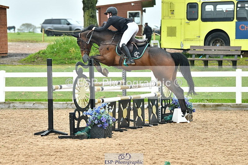 230505A-134906-04620 - Cls 17 1.05m Amateur Quali