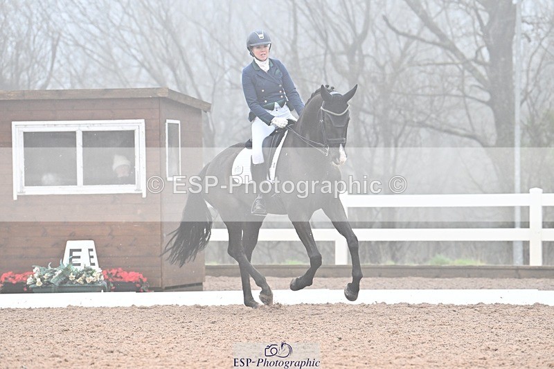 250215-101113-02957 - 151-Hayley.James-Kingstone-W