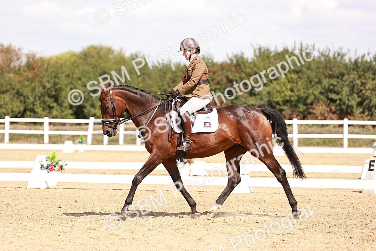 SBM_018422 - Class 17 - Novice 6