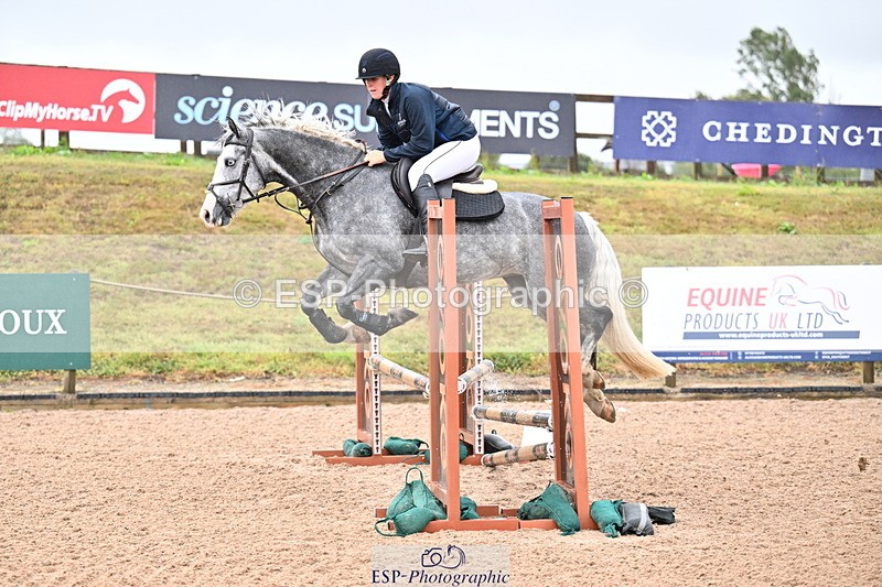 250827B-100851-00006 - Clear Round & Cls 1 Brit Nov 90cm