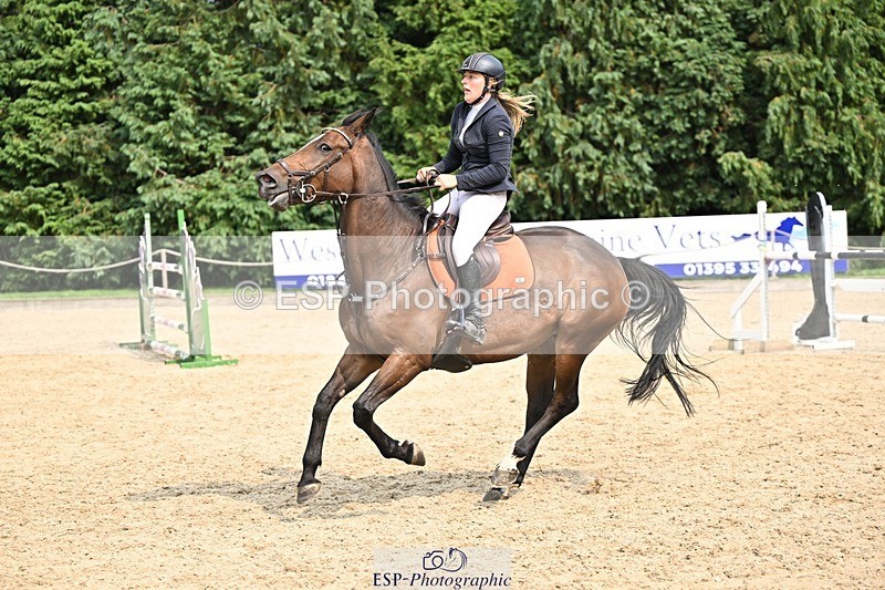 240818-152201-05183 - Cls 12A Snr Foxhunter & 1.20m Open