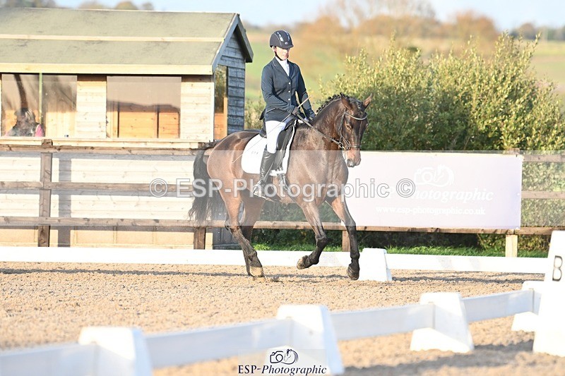 231105-153331-03057 - Cls 4 Novice 24 15.24 to 16.35 break