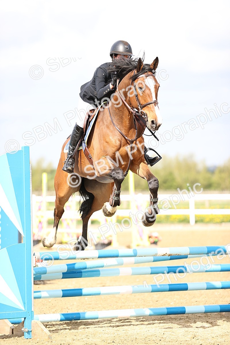 SBM_001675 - Class 9 - Senior British Novice - 90cm