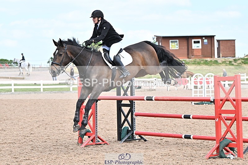 240605A-160225-01020 - Cls 5 Foxhunter and 1.20m Open
