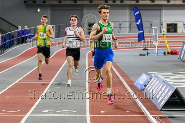 Age26SUN-919278 - Track Male Set One