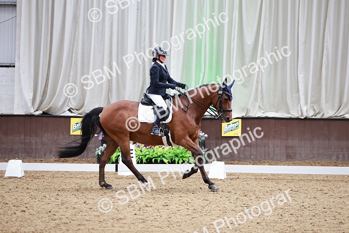SBM_014315 - Class 7 - Ele FSM Bronze  13.24.14.04