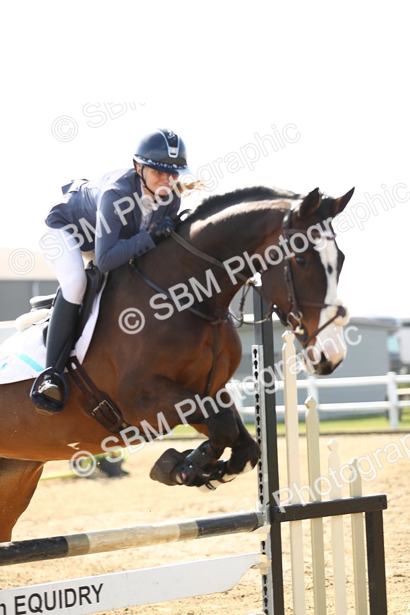 SBM_002212 - Class 9 - Senior Discovery - 1.00m