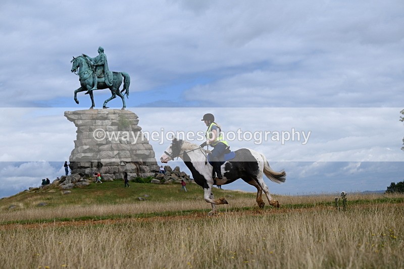 DSC_6891 - Time at Statue 12:45 to 13:15
