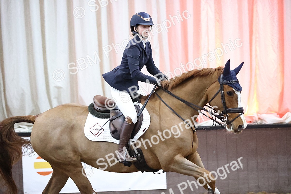 SBM_003106 - Class 11 - Senior Foxhunter - 1.20m