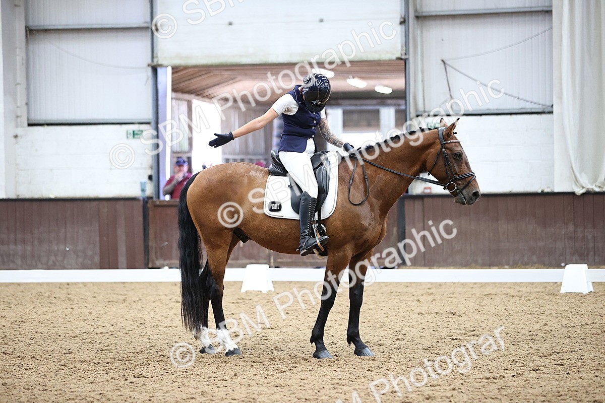 SBM_002319 - Novice 4 - 13.38-14.30
