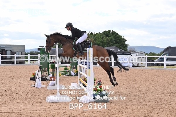 BPP_6164 - CLASS 11 THURS GFS Saddles Senior Newcomers/1.10m Open