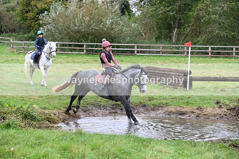 WJ6_6933 - Time at Photographer 13:06 to 13:23
