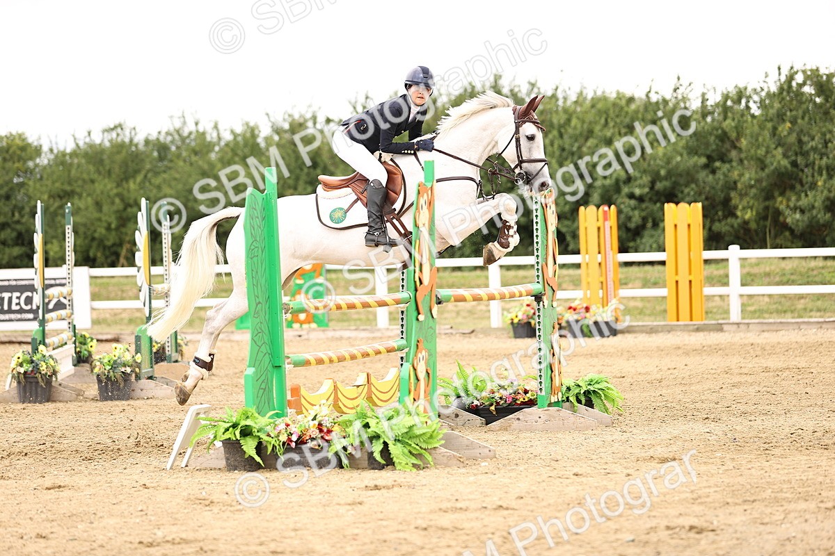 SBM_003329 - Class 21 - Senior Newcomers - 1.10m
