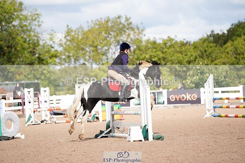 250921-114740-02802 - Cls 21+22 Club and Schools 70cm