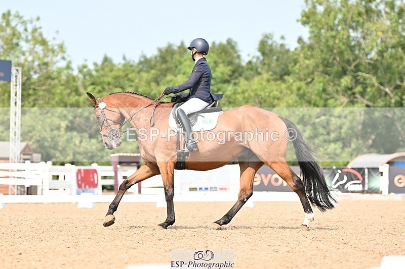 250816-134554-04749 - 117-Sophie.HawkeENORMOUSE