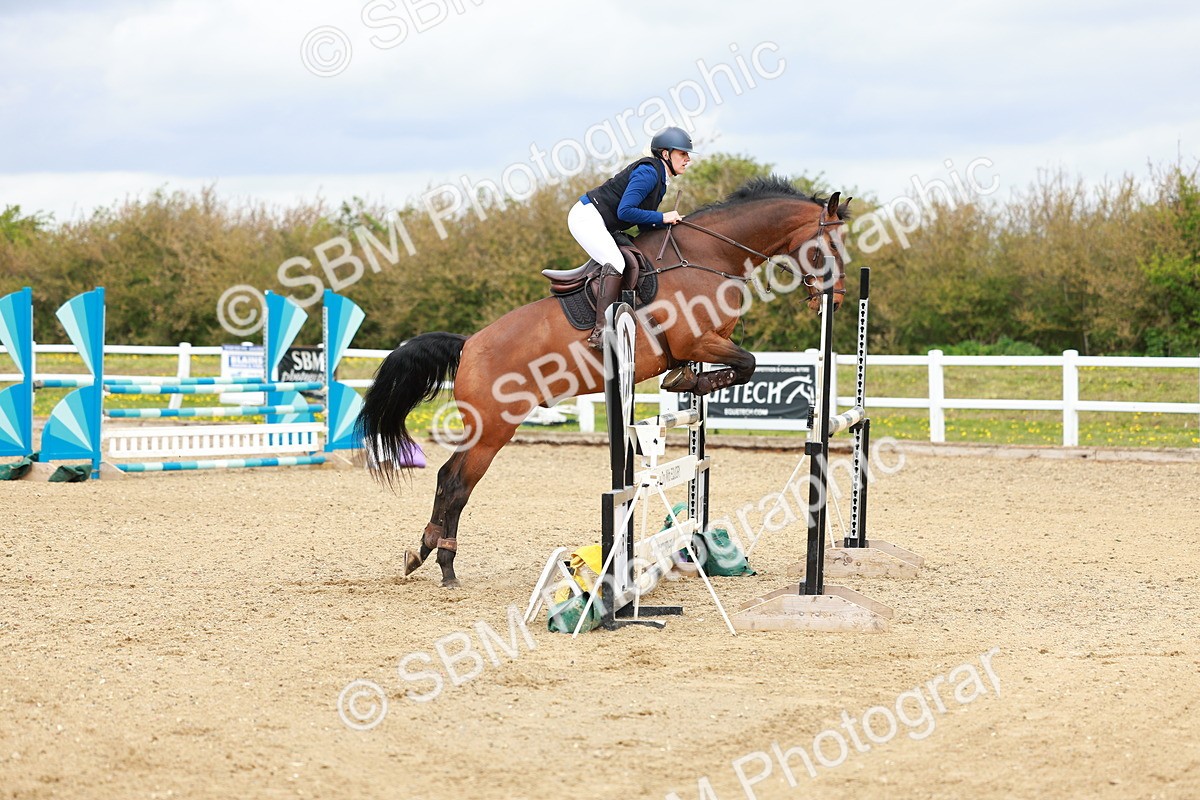 SBM_002261 - Class 10 - Senior Newcomers - 1.10m