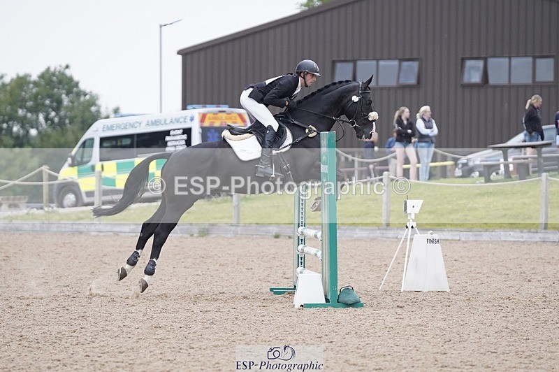 240831A-142532-04110 - 222-Max.Forster-HEVANS.ROYAL.REVOLUTION