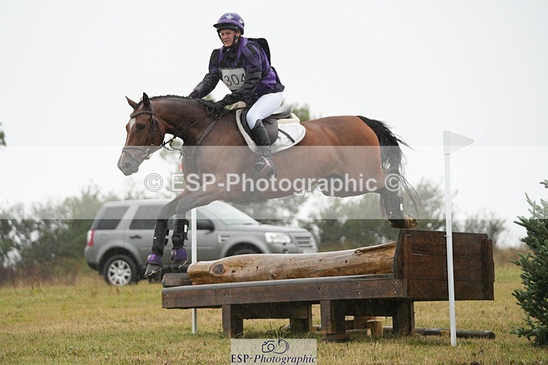 250830-142155-04099 - G-304-Ashley.Edmond