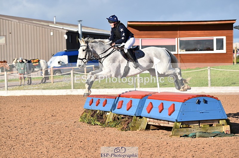 231105A-133740-01185 - 90cm