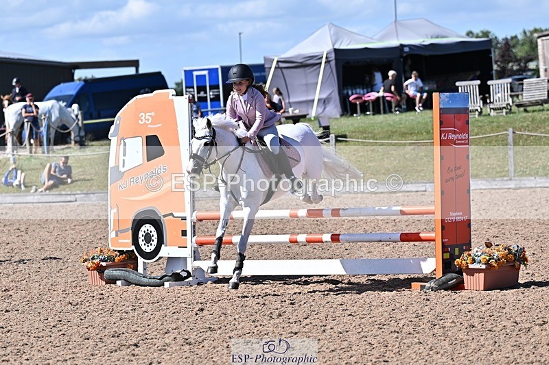 250627-162605-00710 - Cls 6 Stepping Stones 128cm and 138cm