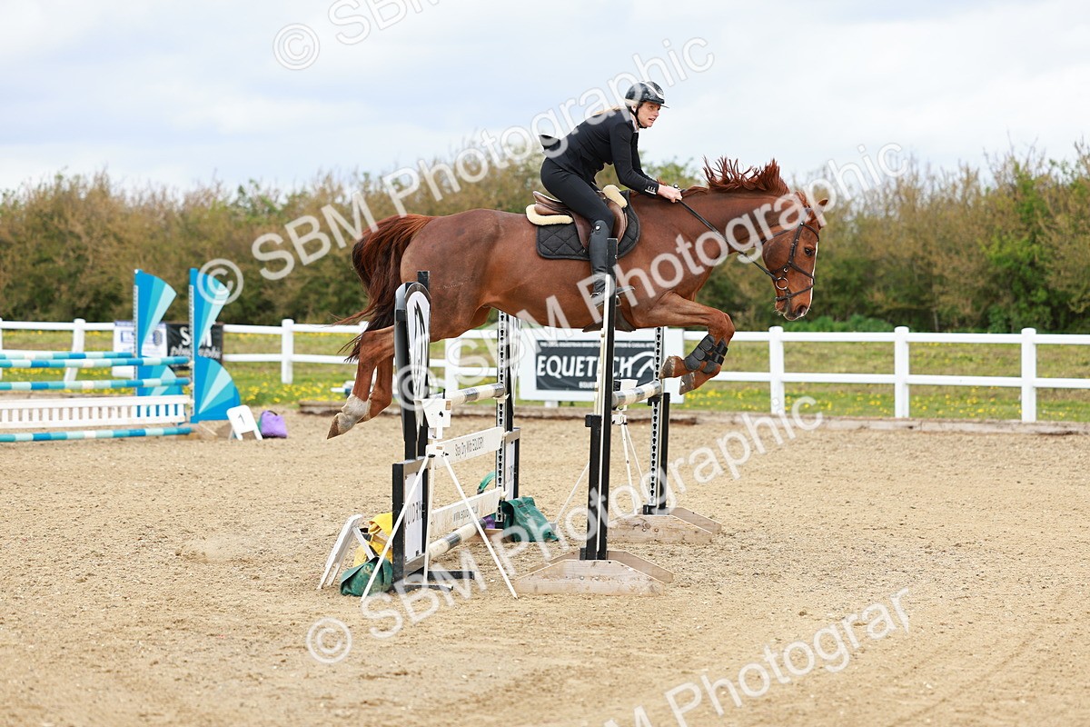 SBM_002240 - Class 10 - Senior Newcomers - 1.10m