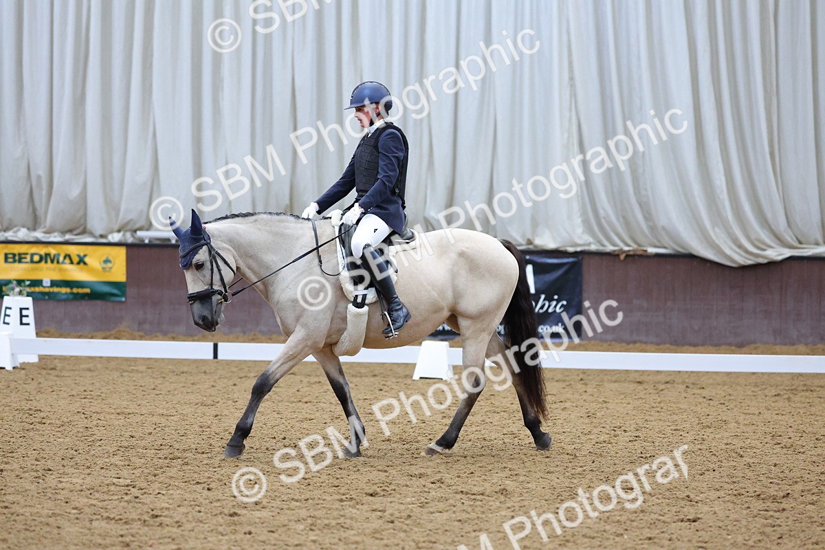 SBM_000323 - Class 2 - Intro 3 Championship - 8.51-9.47