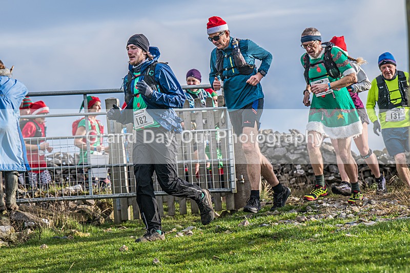 Litton-202 - Litton Christmas Cracker Fell Race (Limestone Series) Sunday 14th December 2025