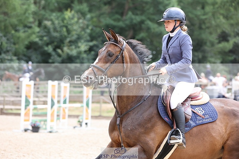 250705A-164306-16172 - Cls 37 1.05m Amateur Quali