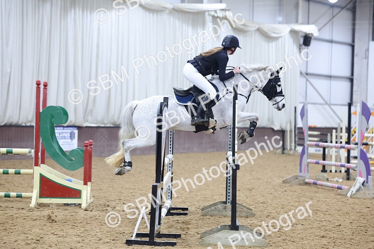 SBM_003410 - Class 11 - Blue Chip Pony Newcomers - 1.00m Open