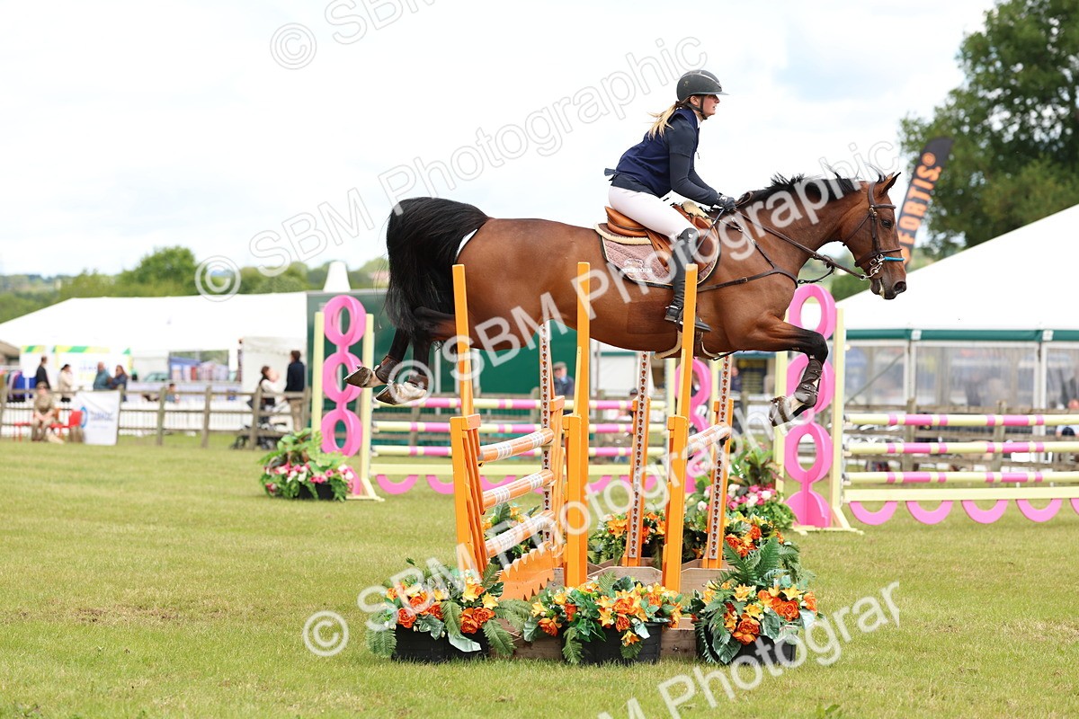 SBM_13720 - Class 206 - Senior Newcomers - 1.10m Open