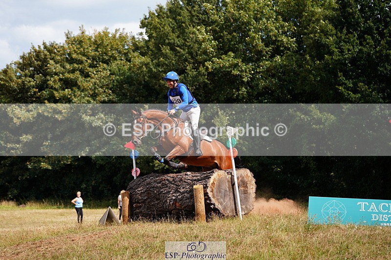 250802A-155844-07440 - E-220-Tim.Cheffings-LEOPOLD.BLOOM.M2S