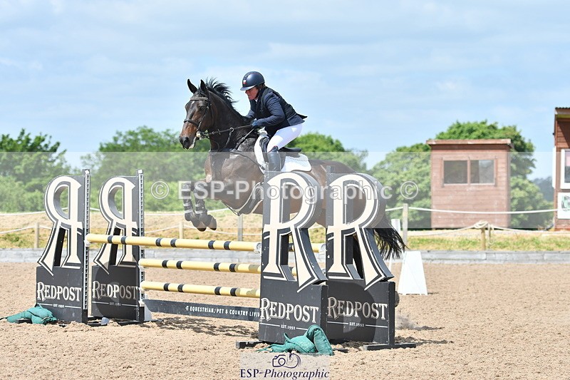 240609A-111951-04508 - Cls 17 Snr 1.05m Open