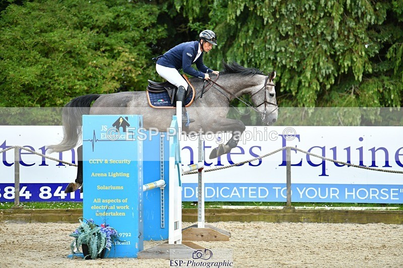 230712-163237-25276 - Cls 57 Newcomers & 1.10m Open