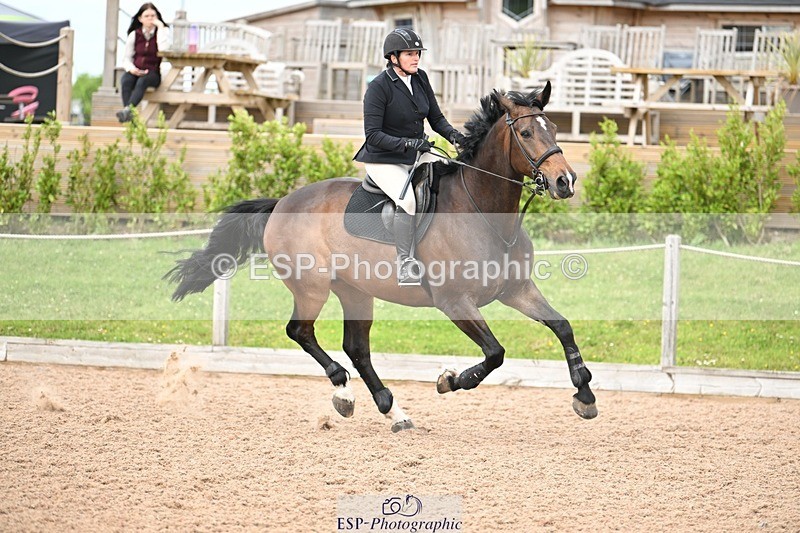 250611-135601-00742 - Cls 6 Snr Foxhunter & 1.20m Open