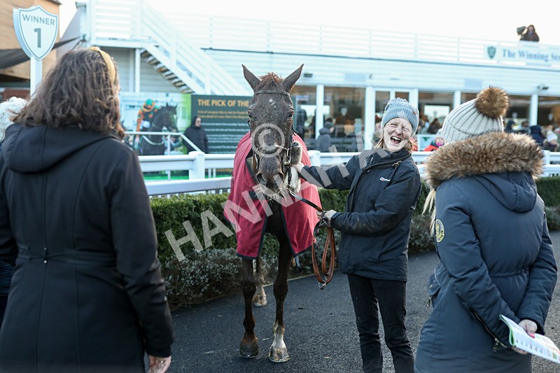 281223-Race 5-Crixuss Escape-3547 - Race 5