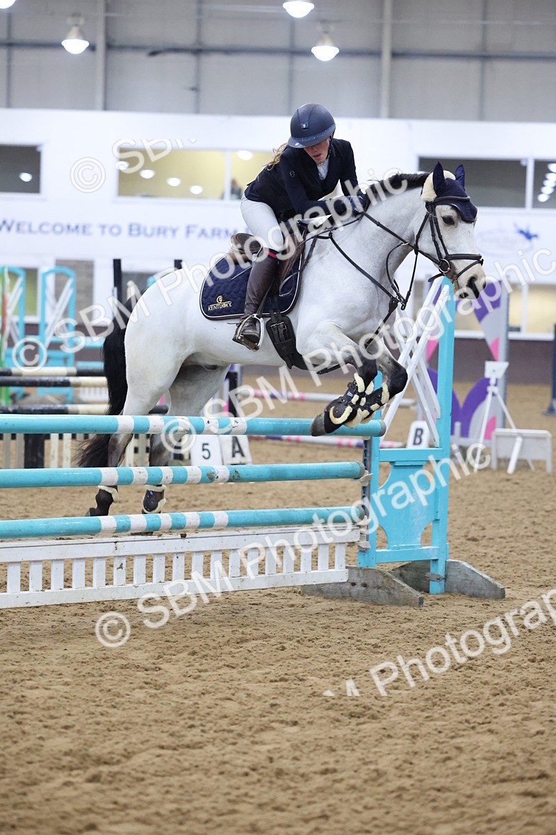 SBM_003325 - Class 11 - Blue Chip Pony Newcomers - 1.00m Open
