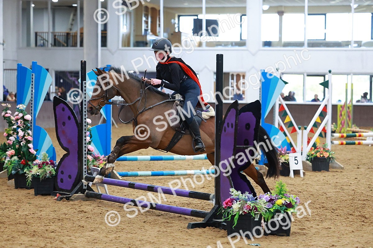 SBM_001772 - Class 3 - Horse & Hound (60cm)