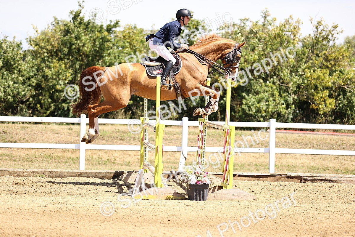 SBM_010025 - Class 9 - Senior Foxhunter - 1.20m Open