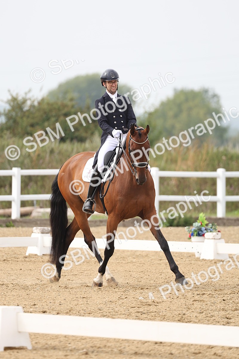 SBM_008258 - Class 10 - FEI INT I - 16.10-16.50