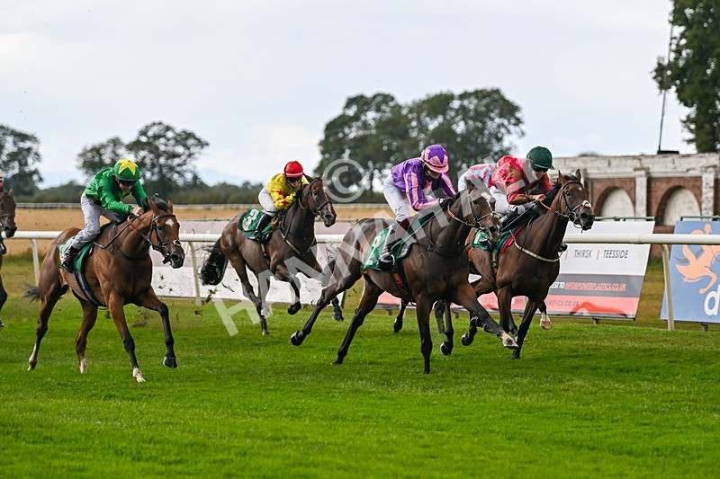 290825-Race 1-Sandret-8084 - Race 1