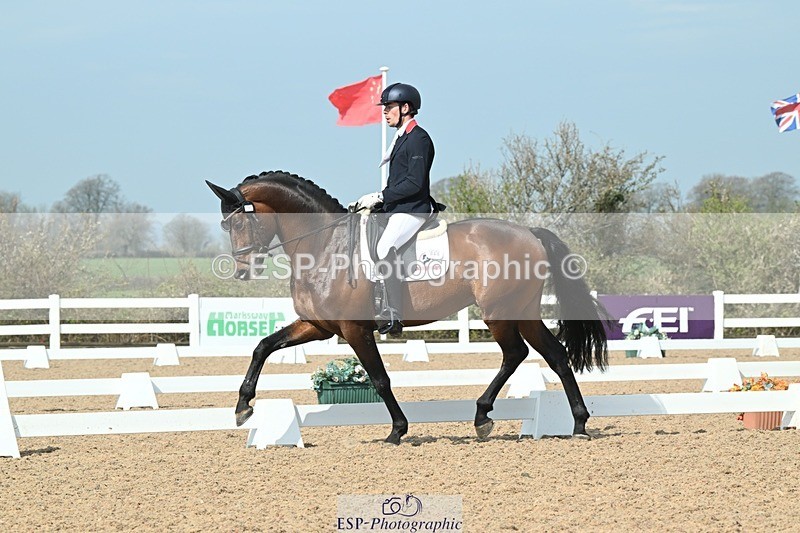 250403-104044-01539 - 048-Angus.Corrie-Deane-Maigret.VD.Watermolen