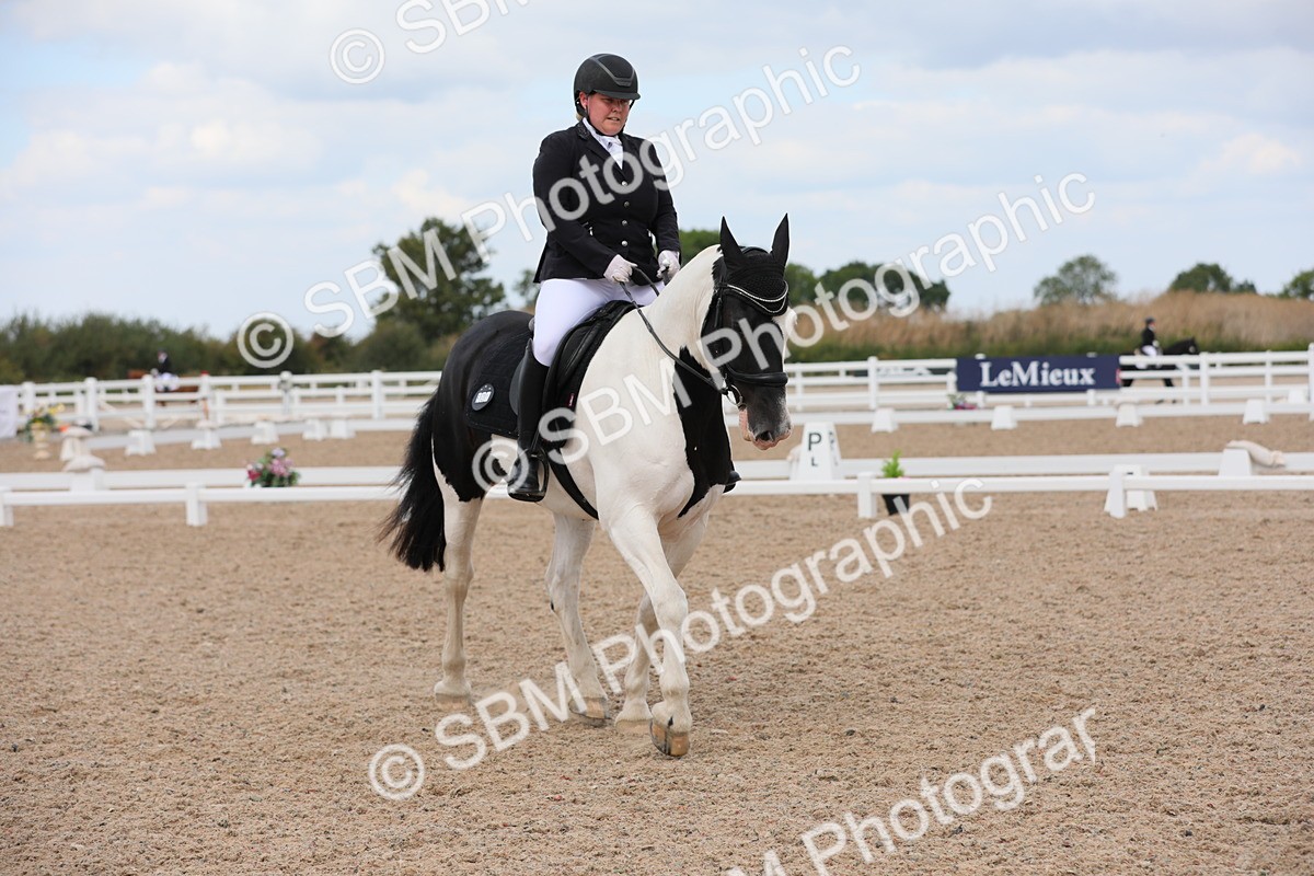 SBM_05605 - Class 32 Novice 1