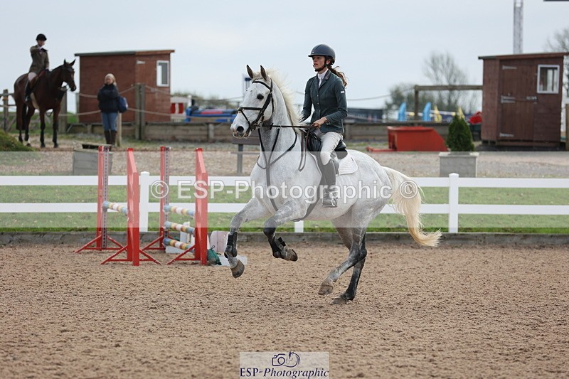 241101A-084035-00349 - FRI Cls 2 British Novice and 90cm Open