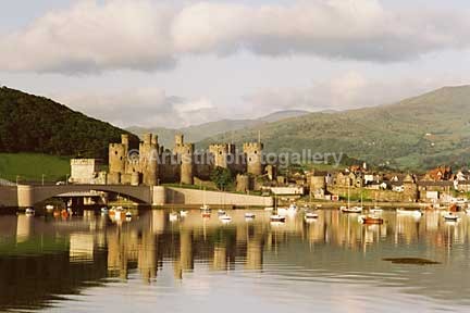 Conwy Castle 11 - Sceniks.com - Snowdonia landscape photographs by Dave O'Shea